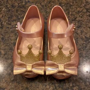 Mini Melissa Rose Gold with Crown Mary Jane shoes girls size 7 (like new)
